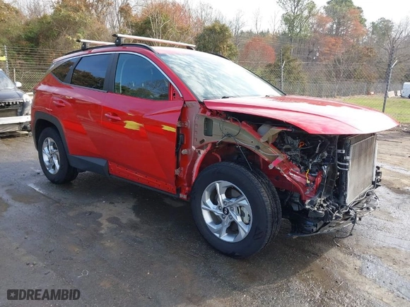 2022 Hyundai Tucson SEL with VIN 5NMJBCAE1NH082015, listed as a IAAI auction lot 41838575 with 45,731 mi miles. Bid and sale history available at carsss.com. Image 1.