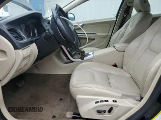 2015 Volvo S60 T5 Premier с VIN YV1612TB2F2310206, выставлен на аукционе Copart как лот 61021685 с пробегом 145 519 миль миль и Списание • Salvage title. История ставок и продаж доступна на DreamBid. Изображение 7.