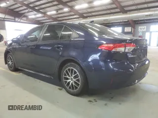 2021 Toyota Corolla LE with VIN 5YFEPMAE7MP269904, listed as a Copart auction lot 52241115 with 68,669 mi miles and Salvage Title. Bid and sale history available at carsss.com. Image 2.