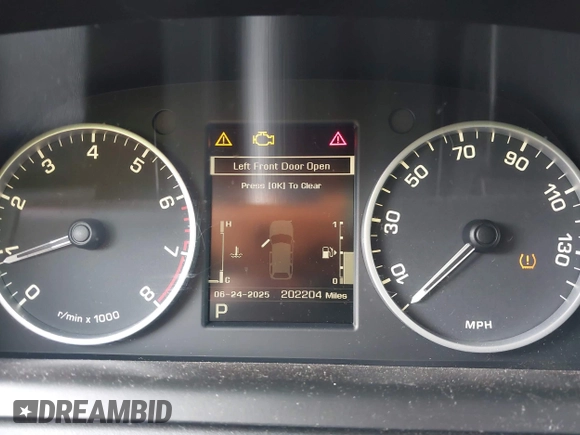 2012 Land Rover Range Rover Sport HSE Lux with VIN SALSK2D46CA723337, listed as a IAAI auction lot 42583583 with 202,204 mi miles and . Bid and sale history available at DreamBid. Image 7.
