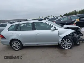 2012 Volkswagen Jetta TDI w/Sunroof & Nav z VIN 3VWPL7AJ5CM713304, wystawiony jako IAAI lot #42374538 z przebiegiem 124 648 mil mil oraz . Historia ofert i sprzedaży dostępna na DreamBid. Obrazek 13.