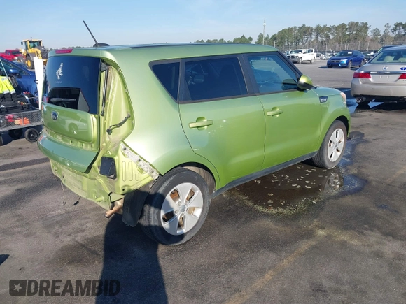 2015 Kia Soul with VIN KNDJN2A25F7807888, listed as a IAAI auction lot 41801637 with 211,511 mi miles. Bid and sale history available at carsss.com. Image 4.