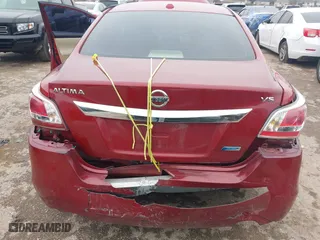 2013 Nissan Altima 2.5 S with VIN 1N4AL3AP5DC249168, listed as a IAAI auction lot 41442991 with 144,013 mi miles. Bid and sale history available at carsss.com. Image 6.