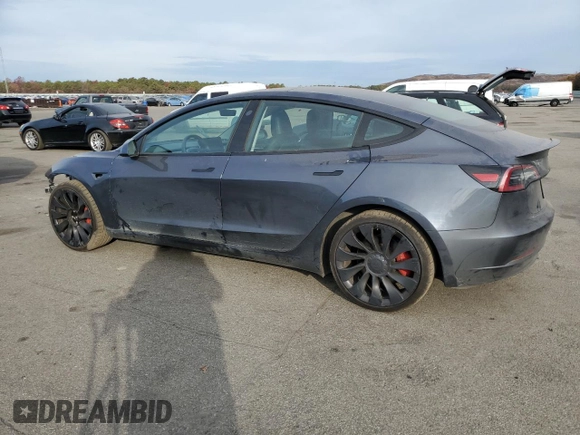 2023 Tesla Model 3 Performance z VIN 5YJ3E1EC4PF488873, wystawiony jako Copart lot #78991994 z przebiegiem 26 452 mil mil oraz Szkoda całkowita • Salvage title. Historia ofert i sprzedaży dostępna na DreamBid. Obrazek 2.