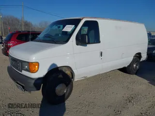 2003 Ford Econoline Cargo с VIN 1FTNE24L23HA98641, выставлен на аукционе IAAI как лот 41285948 с пробегом 257 510 миль миль и . История ставок и продаж доступна на DreamBid. Изображение 2.