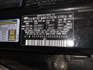 2019 Kia Sorento LX with VIN 5XYPGDA3XKG560440, listed as a IAAI auction lot 41502771 with 114,415 mi miles. Bid and sale history available at carsss.com. Image 9.
