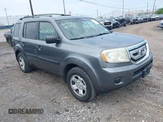 2011 Honda Pilot LX z VIN 5FNYF4H28BB055962, wystawiony jako IAAI lot #42502024 z przebiegiem 163 330 mil mil oraz . Historia ofert i sprzedaży dostępna na DreamBid. Obrazek 1.