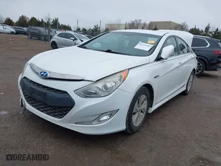 2015 Hyundai Sonata Hybrid Limited with VIN KMHEC4A44FA132151, listed as a IAAI auction lot 41497863 with 88,778 mi miles. Bid and sale history available at carsss.com. Image 17.