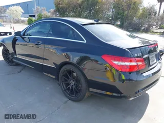 2011 Mercedes-Benz E-Class E 550 with VIN WDDKJ7CB8BF078706, listed as a IAAI auction lot 41892595 with 159,923 mi miles. Bid and sale history available at carsss.com. Image 3.