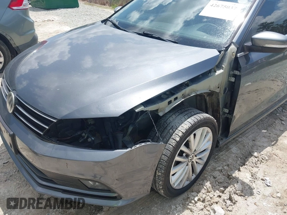 2016 Volkswagen Jetta SEL Premium with VIN 3VWL17AJ4GM340461, listed as a IAAI auction lot 42675037 with 131,797 mi miles and . Bid and sale history available at DreamBid. Image 6.
