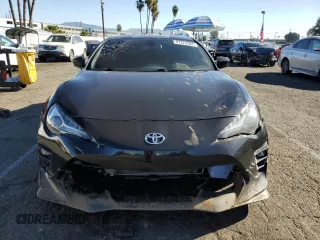 2019 Toyota 86 GT with VIN JF1ZNAE10K9700847, listed as a Copart auction lot 87224384 with 101,419 mi miles and Salvage Title. Bid and sale history available at carsss.com. Image 5.