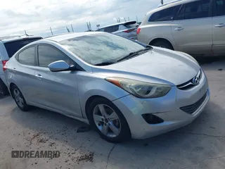 2013 Hyundai Elantra GLS z VIN 5NPDH4AEXDH232965, wystawiony jako IAAI lot #42367984 z przebiegiem 158 126 mil mil oraz . Historia ofert i sprzedaży dostępna na DreamBid. Obrazek 1.