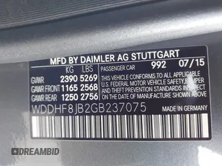 2016 Mercedes-Benz E-Class E 350 Luxury with VIN WDDHF8JB2GB237075, listed as a IAAI auction lot 42047087 with 66,298 mi miles. Bid and sale history available at carsss.com. Image 9.