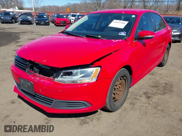2013 Volkswagen Jetta Sedan SE with VIN 3VWDP7AJ3DM298802, listed as a IAAI auction lot 41822384 with 134,130 mi miles. Bid and sale history available at carsss.com. Image 17.