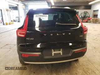 2019 Volvo XC40 Momentum with VIN YV4162XZ2K2009550, listed as a Copart auction lot 62205663 with 61,363 mi miles. Bid and sale history available at carsss.com. Image 6.