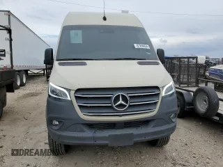 2021 Mercedes-Benz Sprinter with VIN W1Y4ECVY0MT080290, listed as a Copart auction lot 87269454 with 30,092 mi miles and Salvage Title. Bid and sale history available at DreamBid. Image 5.