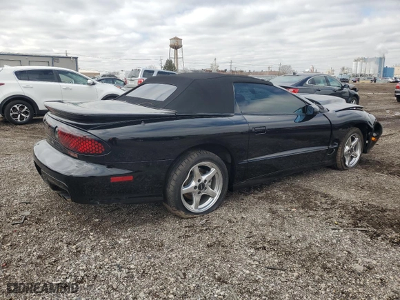 1998 Pontiac Firebird Trans Am with VIN 2G2FV32G9W2226086, listed as a Copart auction lot 51095135 with 55,818 mi miles and Salvage Title. Bid and sale history available at carsss.com. Image 3.