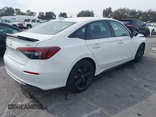 2025 Honda Civic Si with VIN 2HGFE1E52SH473243, listed as a IAAI auction lot 41680486 with 870 mi miles and . Bid and sale history available at DreamBid. Image 4.