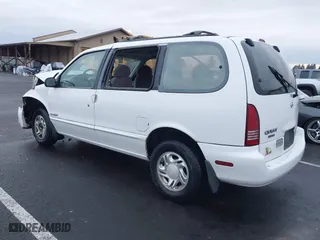 1997 Nissan Quest XE with VIN 4N2DN1119VD816959, listed as a IAAI auction lot 41144452 with 113,925 mi miles. Bid and sale history available at carsss.com. Image 3.