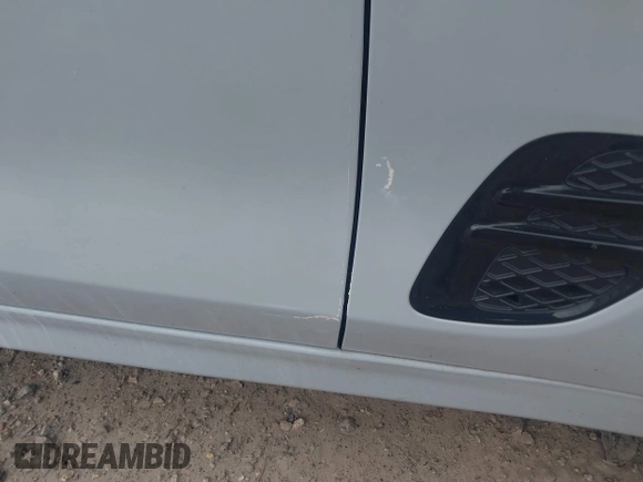2022 Genesis G70 2.0T with VIN KMTG34TA9NU090218, listed as a IAAI auction lot 42437863 with 18,913 mi miles and . Bid and sale history available at DreamBid. Image 6.