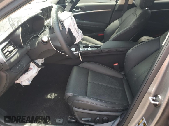 2025 Genesis G70 2.5T with VIN KMTG34SCXSU144382, listed as a Copart auction lot 53291695 with 3,465 mi miles and Non repairable. Bid and sale history available at DreamBid. Image 7.