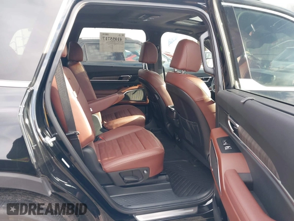 2024 Kia Telluride SX Prestige X-Pro with VIN 5XYP5DGC9RG508532, listed as a IAAI auction lot 41055717 with 4,808 mi miles and . Bid and sale history available at DreamBid. Image 8.