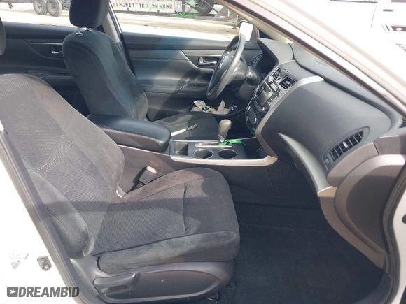 2015 Nissan Altima 2.5 SL with VIN 1N4AL3AP6FN904901, listed as a IAAI auction lot 41898111 with 93,188 mi miles. Bid and sale history available at carsss.com. Image 5.