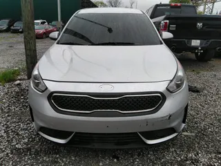 2018 Kia Niro LX with VIN KNDCB3LCXJ5147445, listed as a IAAI auction lot 41930470 with 134,224 mi miles. Bid and sale history available at carsss.com. Image 12.