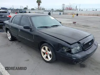 2010 Ford Police Interceptor с VIN 2FABP7BV2AX137715, выставлен на аукционе IAAI как лот 42185553 с пробегом Не указан миль и . История ставок и продаж доступна на DreamBid. Изображение 1.