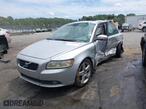 2008 Volvo S40 2.4L с VIN YV1MS382982384776, выставлен на аукционе IAAI как лот 42309949 с пробегом 215 744 миль миль и . История ставок и продаж доступна на DreamBid. Изображение 17.