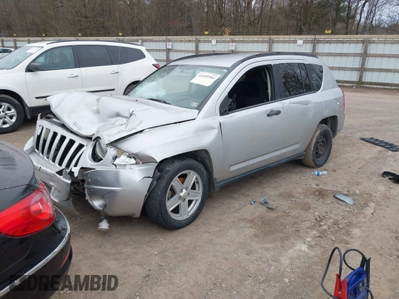 2007 Jeep Compass Sport with VIN 1J8FT47W57D397445, listed as a IAAI auction lot 41699966 with 235,960 mi miles. Bid and sale history available at carsss.com. Image 2.