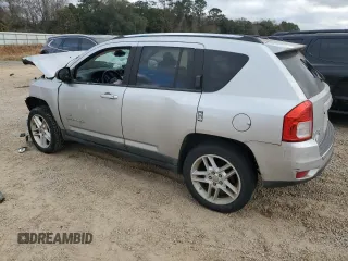 2011 Jeep Compass Limited with VIN 1J4NF5FB6BD182058, listed as a Copart auction lot 42947865 with 186,164 mi miles and Salvage Title. Bid and sale history available at carsss.com. Image 2.