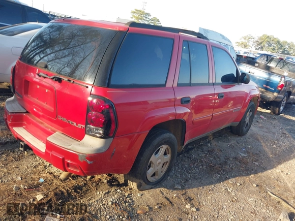 2002 Chevrolet TrailBlazer LS with VIN 1GNDS13SX22492128, listed as a IAAI auction lot 41773224 with 207,817 mi miles and . Bid and sale history available at DreamBid. Image 4.