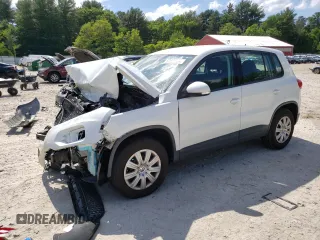 2017 Volkswagen Tiguan S z VIN WVGBV7AX3HK049686, wystawiony jako Copart lot #57824354 z przebiegiem Nie podano mil oraz Szkoda całkowita • Salvage title. Historia ofert i sprzedaży dostępna na DreamBid. Obrazek 1.