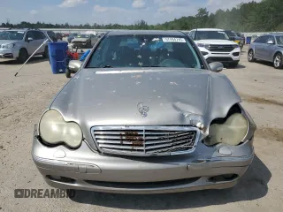 2003 Mercedes-Benz C 240 с VIN WDBRF61J43E012240, выставлен на аукционе Copart как лот 57494745 с пробегом Не указан миль и Списание • Salvage title. История ставок и продаж доступна на DreamBid. Изображение 5.
