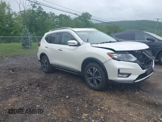 2017 Nissan Rogue SL with VIN 5N1AT2MV8HC771471, listed as a IAAI auction lot 42253754 with 66,483 mi miles and . Bid and sale history available at DreamBid. Image 1.