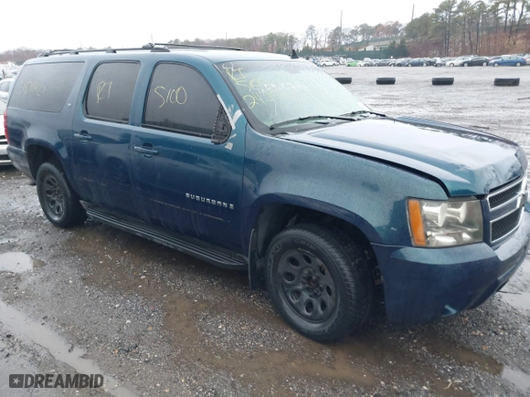 2007 Chevrolet Suburban LTZ with VIN 3GNFC16087G164902, listed as a IAAI auction lot 40918783 with 999,999 mi miles. Bid and sale history available at carsss.com. Image 1.
