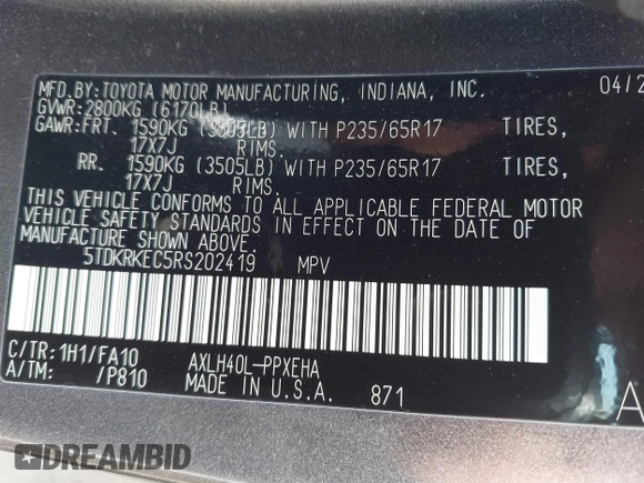 2024 Toyota Sienna LE with VIN 5TDKRKEC5RS202419, listed as a IAAI auction lot 41876213 with 14,986 mi miles. Bid and sale history available at carsss.com. Image 9.