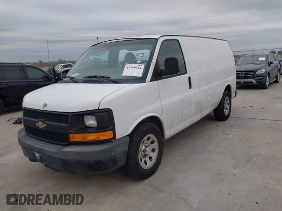 2013 Chevrolet Express Cargo z VIN 1GCSGAFX4D1128353, wystawiony jako IAAI lot #41369784 z przebiegiem 109 703 mil mil oraz . Historia ofert i sprzedaży dostępna na DreamBid. Obrazek 17.