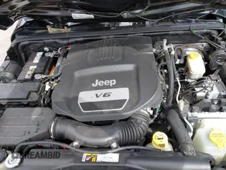 2016 Jeep Wrangler Unlimited Sport with VIN 1C4HJWDG3GL342108, listed as a IAAI auction lot 41927879 with 88,801 mi miles and . Bid and sale history available at DreamBid. Image 10.