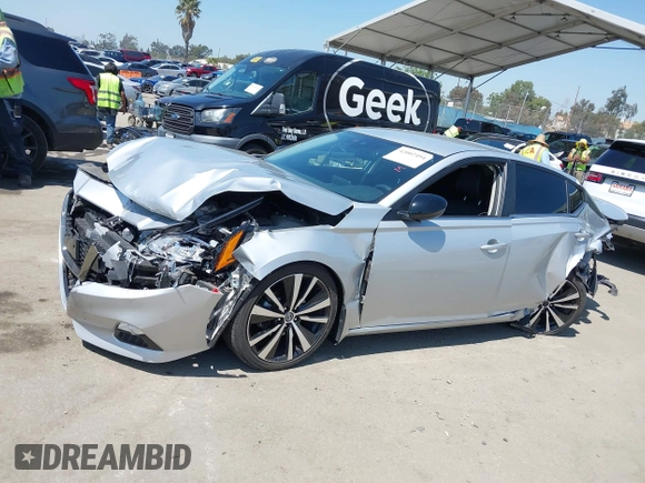 2022 Nissan Altima SR with VIN 1N4BL4CV5NN340131, listed as a IAAI auction lot 42002494 with 12,311 mi miles and . Bid and sale history available at DreamBid. Image 14.