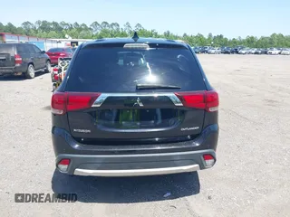 2018 Mitsubishi Outlander ES z VIN JA4AD2A33JZ069124, wystawiony jako IAAI lot #42299519 z przebiegiem 200 805 mil mil oraz . Historia ofert i sprzedaży dostępna na DreamBid. Obrazek 16.