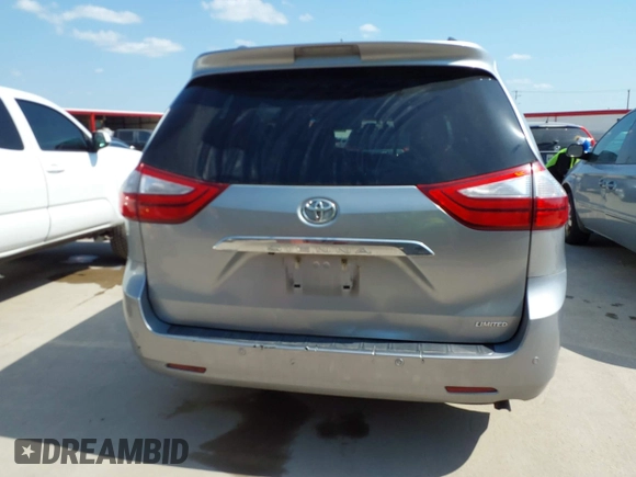 2016 Toyota Sienna XLE with VIN 5TDYK3DC5GS763674, listed as a IAAI auction lot 42035115 with 133,120 mi miles. Bid and sale history available at carsss.com. Image 16.