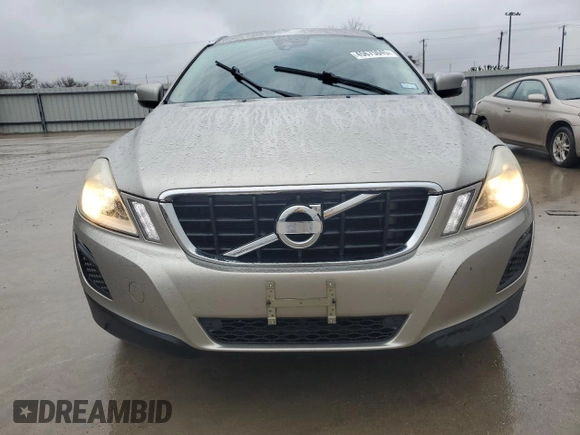2012 Volvo XC60 3.2L с VIN YV4952DLXC2246598, выставлен на аукционе Copart как лот 45675045 с пробегом 148 496 миль миль и Списание • Salvage title. История ставок и продаж доступна на DreamBid. Изображение 5.