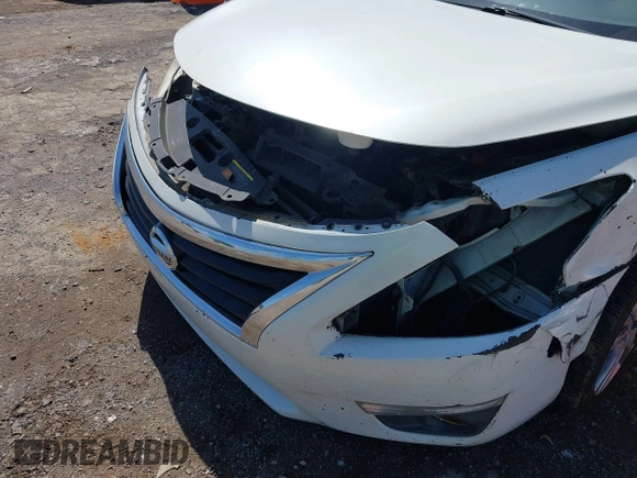 2013 Nissan Altima SV with VIN 1N4BL3AP5DC911951, listed as a IAAI auction lot 42176925 with 172,587 mi miles and . Bid and sale history available at DreamBid. Image 6.