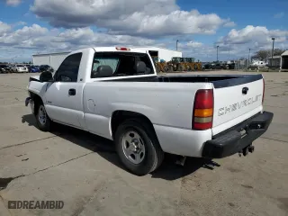 2002 Chevrolet Silverado 1500 LS with VIN 1GCEC14V82Z222342, listed as a Copart auction lot 45576755 with 152,446 mi miles and Salvage Title. Bid and sale history available at carsss.com. Image 2.