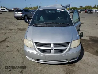 2005 Dodge Caravan SE z VIN 1D4GP24R85B110758, wystawiony jako Copart lot #54221555 z przebiegiem 53 510 mil mil oraz Szkoda całkowita • Salvage title. Historia ofert i sprzedaży dostępna na DreamBid. Obrazek 5.