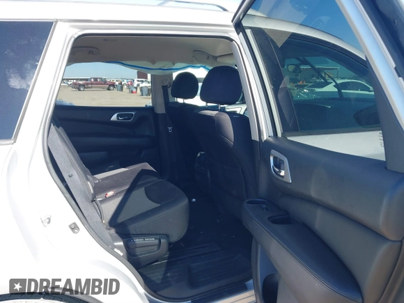 2018 Nissan Pathfinder SV with VIN 5N1DR2MN4JC607605, listed as a IAAI auction lot 41691163 with 99,069 mi miles. Bid and sale history available at carsss.com. Image 8.