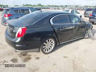 2009 Lincoln MKS z VIN 1LNHM94R89G608059, wystawiony jako IAAI lot #42252303 z przebiegiem 222 065 mil mil oraz . Historia ofert i sprzedaży dostępna na DreamBid. Obrazek 4.