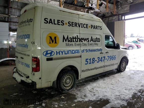2018 Nissan NV Cargo S z VIN 1N6BF0LY5JN810069, wystawiony jako Copart lot #43775445 z przebiegiem 257 977 mil mil oraz Szkoda całkowita • Salvage title. Historia ofert i sprzedaży dostępna na DreamBid. Obrazek 3.